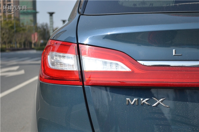 2015款 2.7T 四驅(qū)尊耀版