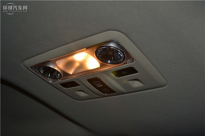 2016款 XJL 3.0 SC 四驅(qū)旗艦商務(wù)版