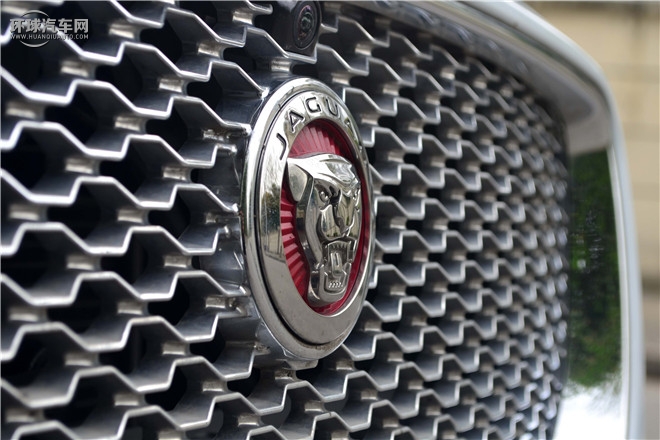 2016款 XJL 3.0 SC 四驅(qū)旗艦商務(wù)版