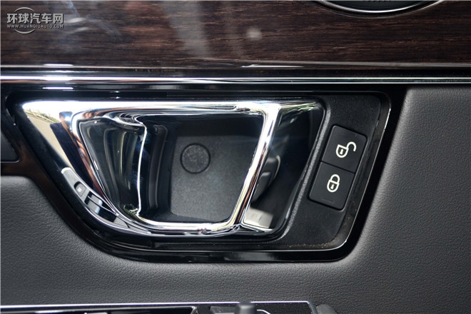 2016款 XJL 3.0 SC 四驅旗艦商務版