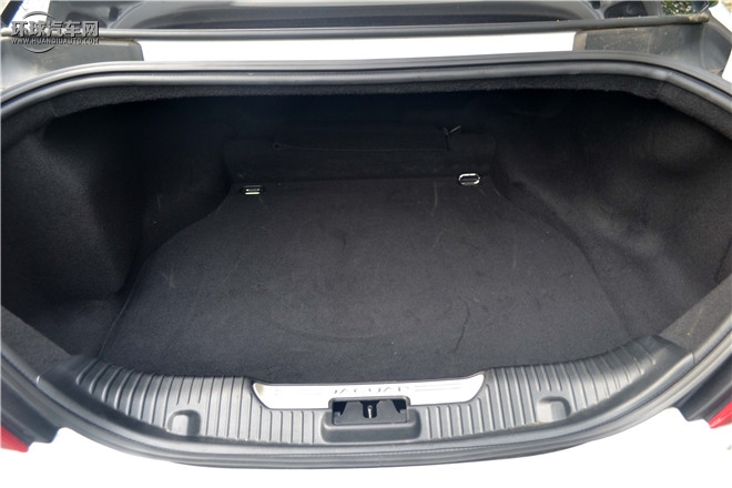 2016款 XJL 3.0 SC 四驅旗艦商務版