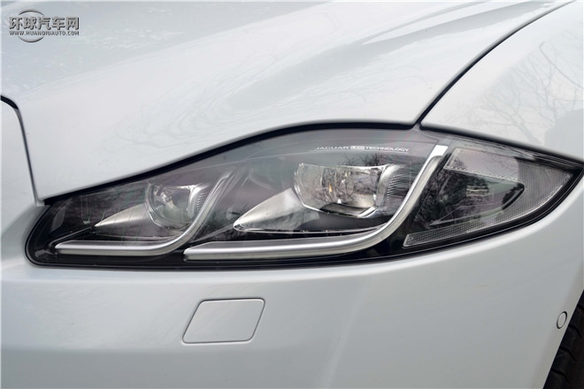 2016款 XJL 3.0 SC 四驅(qū)旗艦商務(wù)版