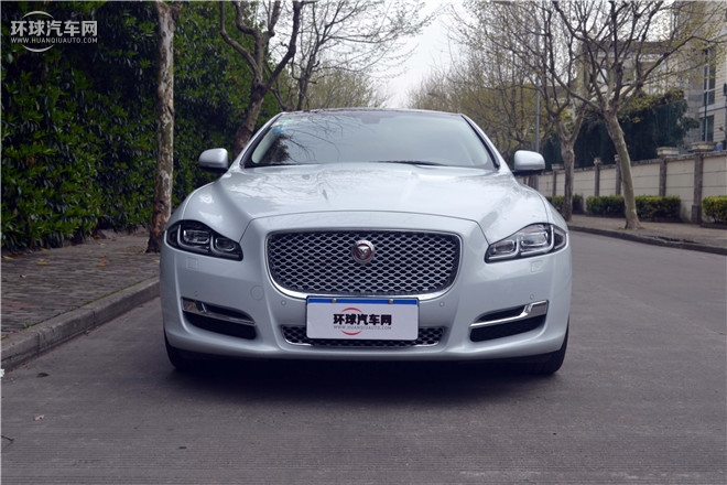 2016款 XJL 3.0 SC 四驅(qū)旗艦商務(wù)版