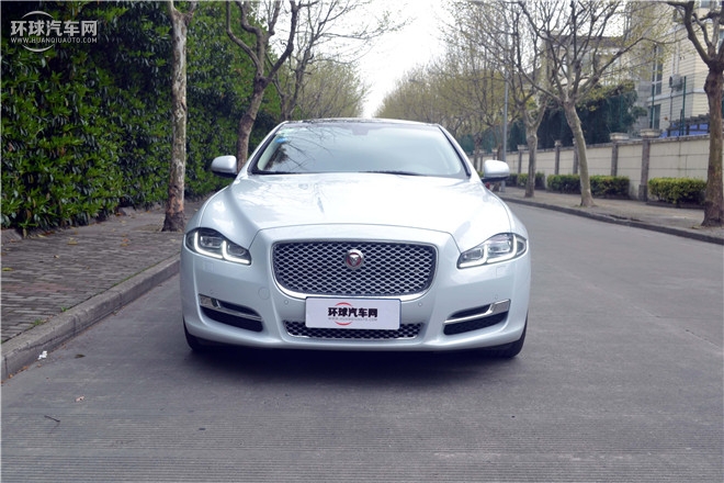 2016款 XJL 3.0 SC 四驅(qū)旗艦商務(wù)版