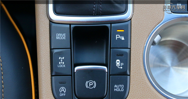 2016款 2.0L 自動(dòng)兩驅(qū)GLS