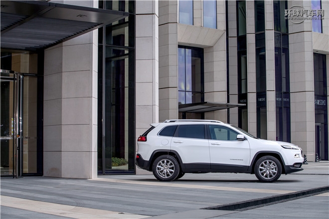 2016款 2.0L 智能版