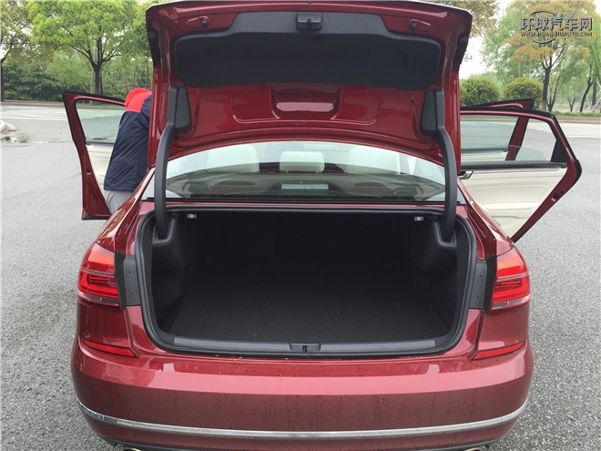 2016款 280TSI 手動尊雅版