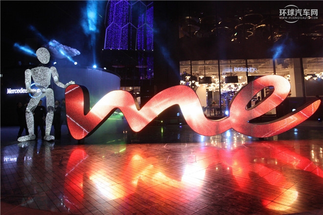 奔馳C級(jí)AMG 2015款 AMG C 63 S