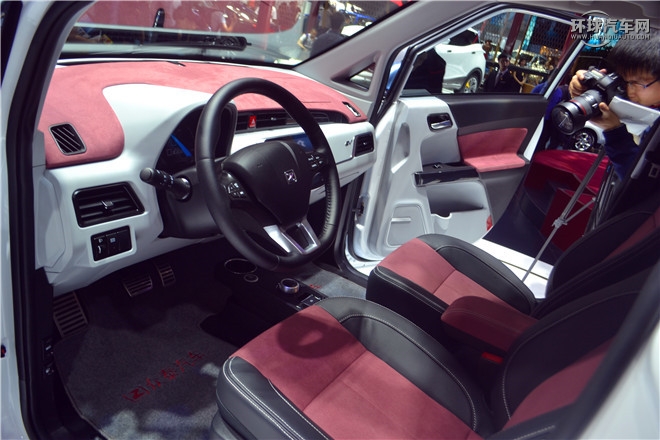 2015款 家用版 2.0T 手動(dòng)尊貴型