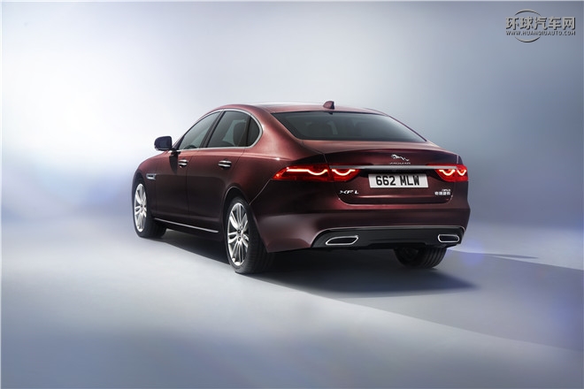 2016款 XF 2.0T 兩驅R-Sport運動版