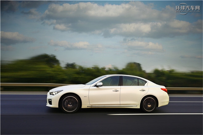 2016款 2.0T 豪華運(yùn)動(dòng)版