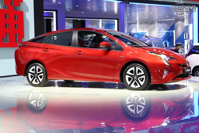 一汽豐田/普銳斯/1.8L 豪華先進(jìn)版