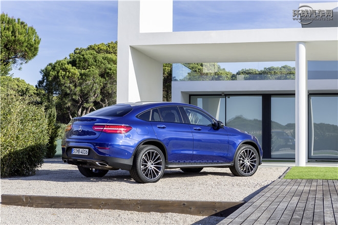 2016款 GLC 300 4MATIC 豪華型