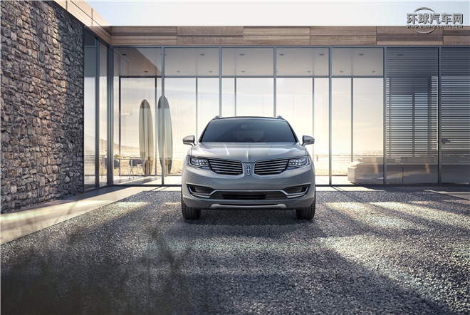 2015款 2.0T 兩驅(qū)尊享版