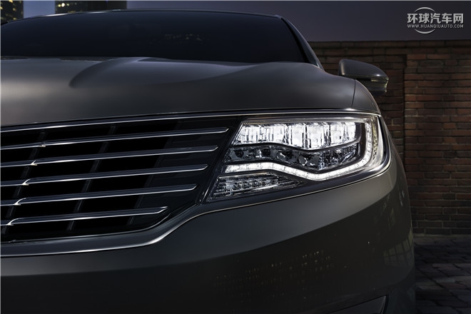 2015款 2.0T 兩驅尊享版