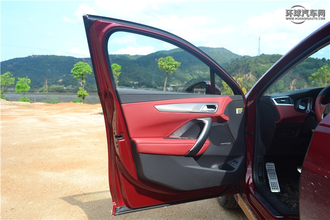 2016款 1.8T 自動尊享版THP200