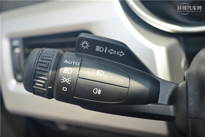 2016款 1.8TD 自動智尊型