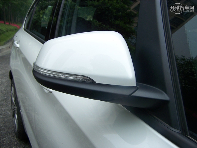 220i 豪華設計套裝