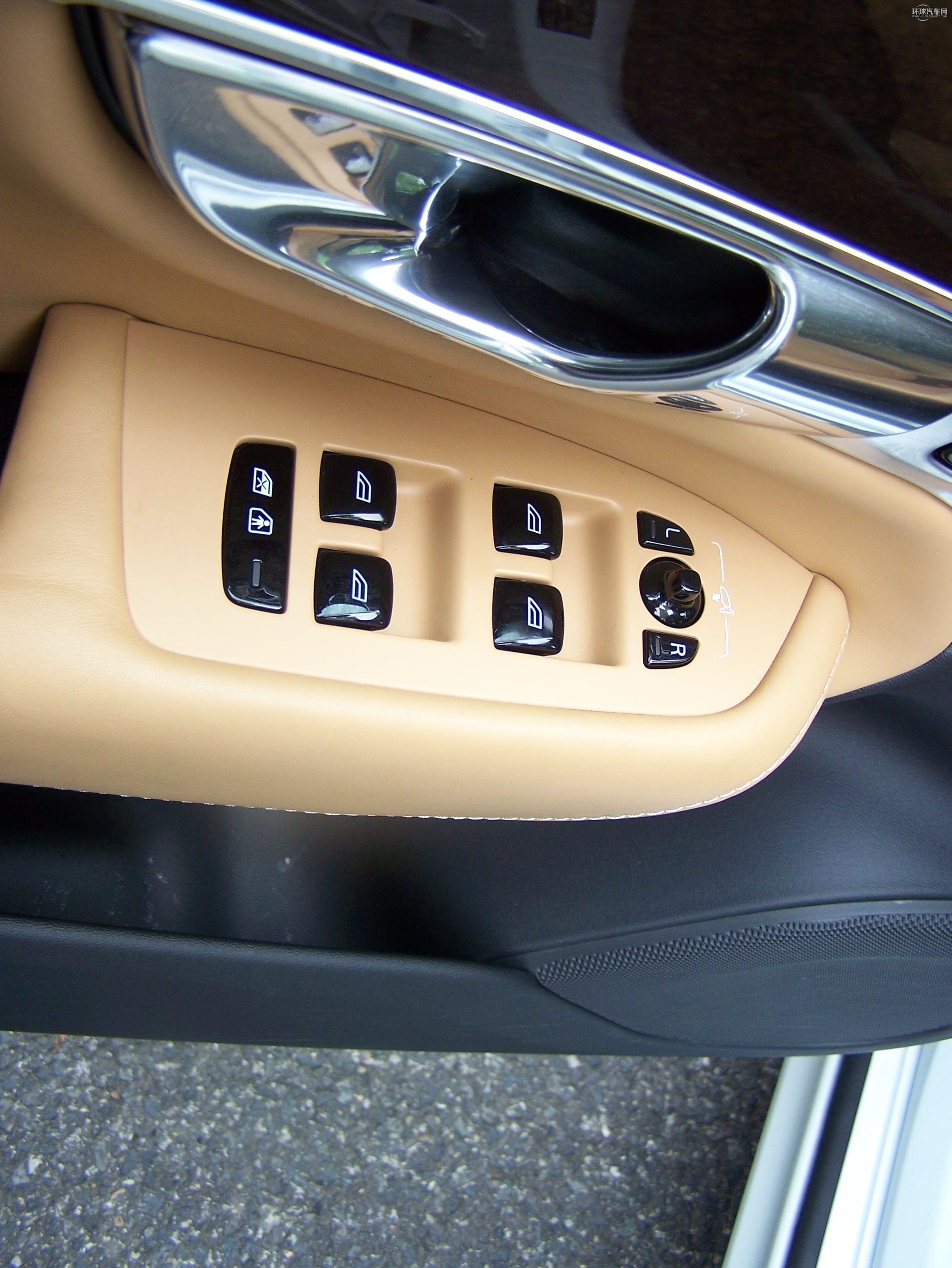 2016款 E驅混動 2.0T T8 榮譽