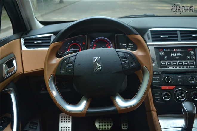 2016款 1.8T 尊享版THP200