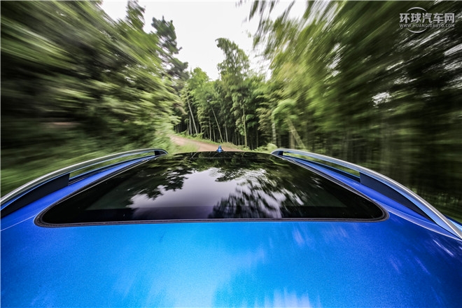 2016款 2.0T 四驅互聯網智尊版