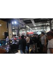 場館觀眾爆棚！