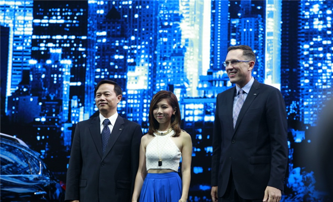 引爆成都車展的明星們