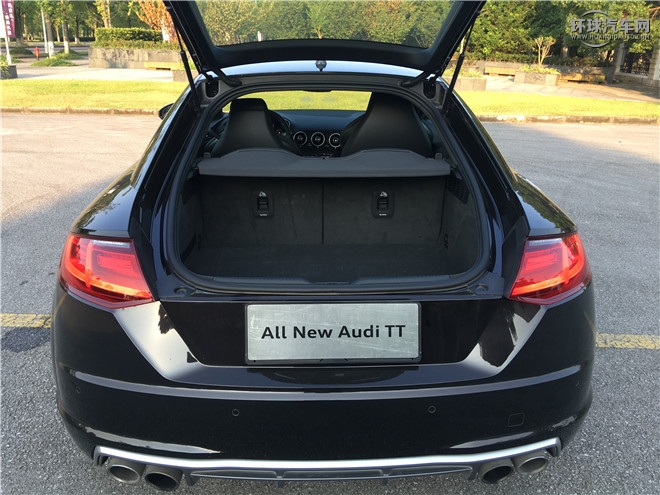 奧迪TTS