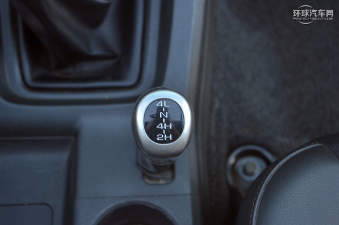 2014款 2.4L 手動征途版