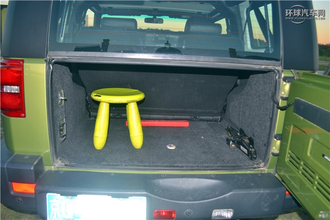 2014款 2.4L 手動征途版