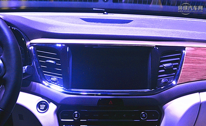 2017款 320T 兩驅豪華智聯版