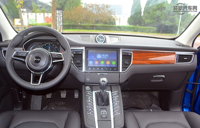 2017款 2.0T 手動極致之光版