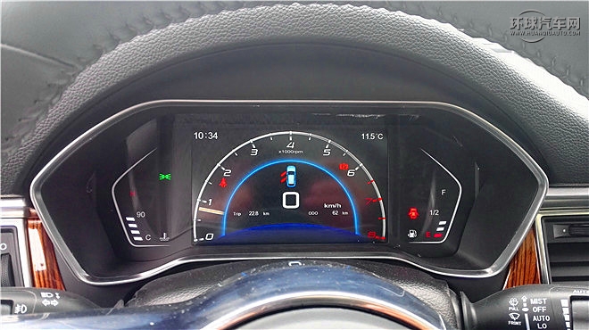 2017款 2.0T 手動極致之光版