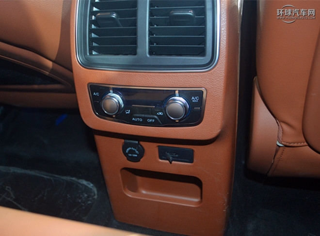 2017款 2.0T 手動極致之光版