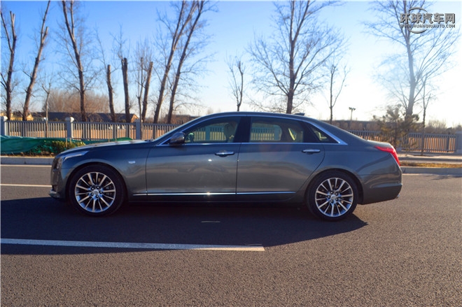 2016款 28T 豪華型