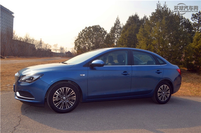 2016款 18T 雙離合運(yùn)動(dòng)旗艦型