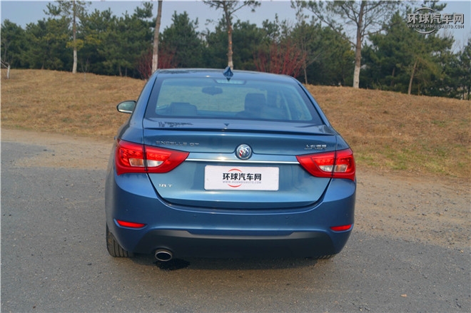 2016款 18T 雙離合運動旗艦型