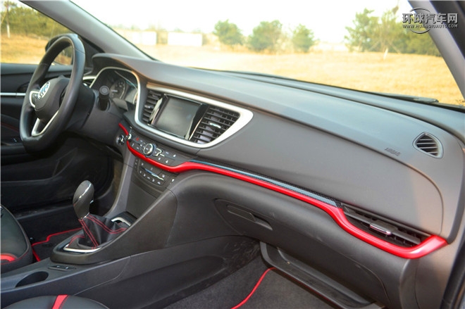 2016款 18T 雙離合運動旗艦型