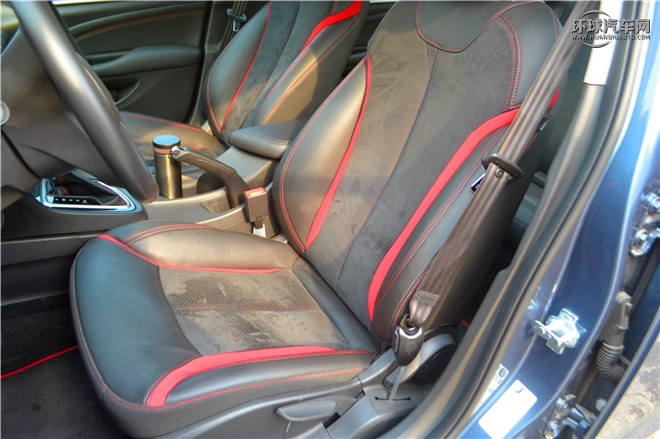 2016款 18T 雙離合運動旗艦型