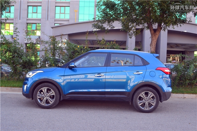 2015款 2.0L 自動(dòng)四驅(qū)尊貴型DLX