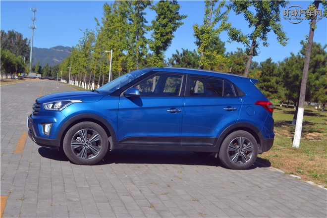 2015款 2.0L 自動四驅尊貴型DLX