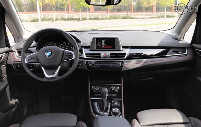 2016款 218i 運動設(shè)計套裝