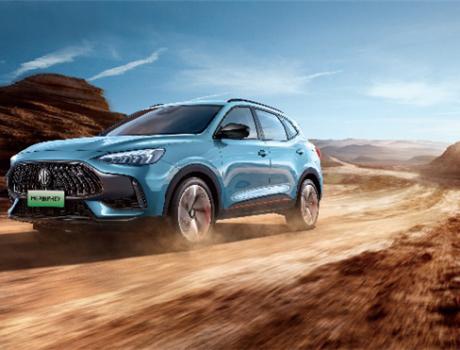 “獵鯊”前臉布局 “哥本哈根藍(lán)”車身顏色 豪華品質(zhì)座艙