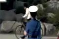 網(wǎng)友實拍朝鮮平壤街頭美女交警執(zhí)法MINI